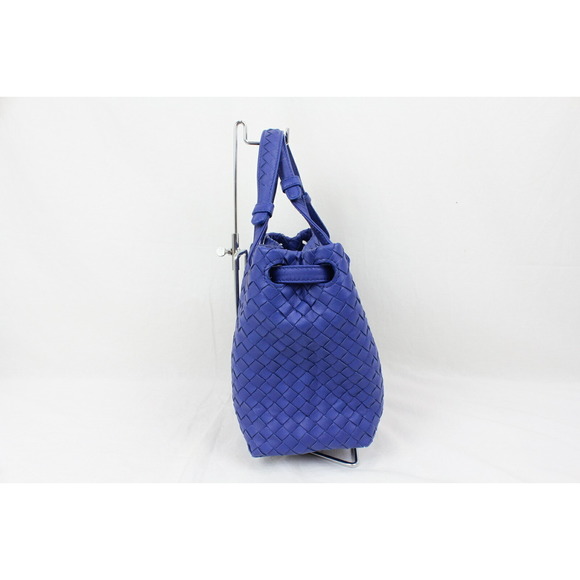 Bottega Veneta Medium Garda Bag Leather Blue - Picture 2 of 10